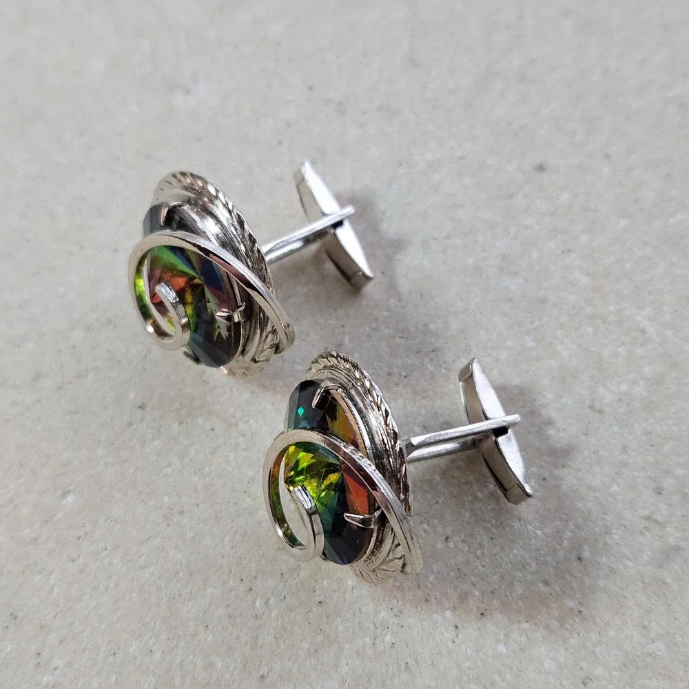 Iridescent Green Watermelon Rivoli Glass Spiral‎ Silver Tone Cufflinks